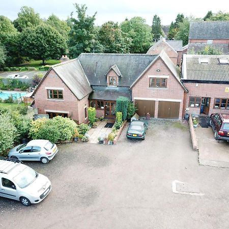 Castle Farmhouse Bed And Breakfast Glenfield Bagian luar foto