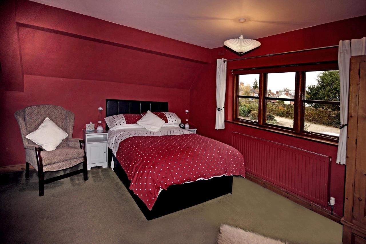 Castle Farmhouse Bed And Breakfast Glenfield Bagian luar foto