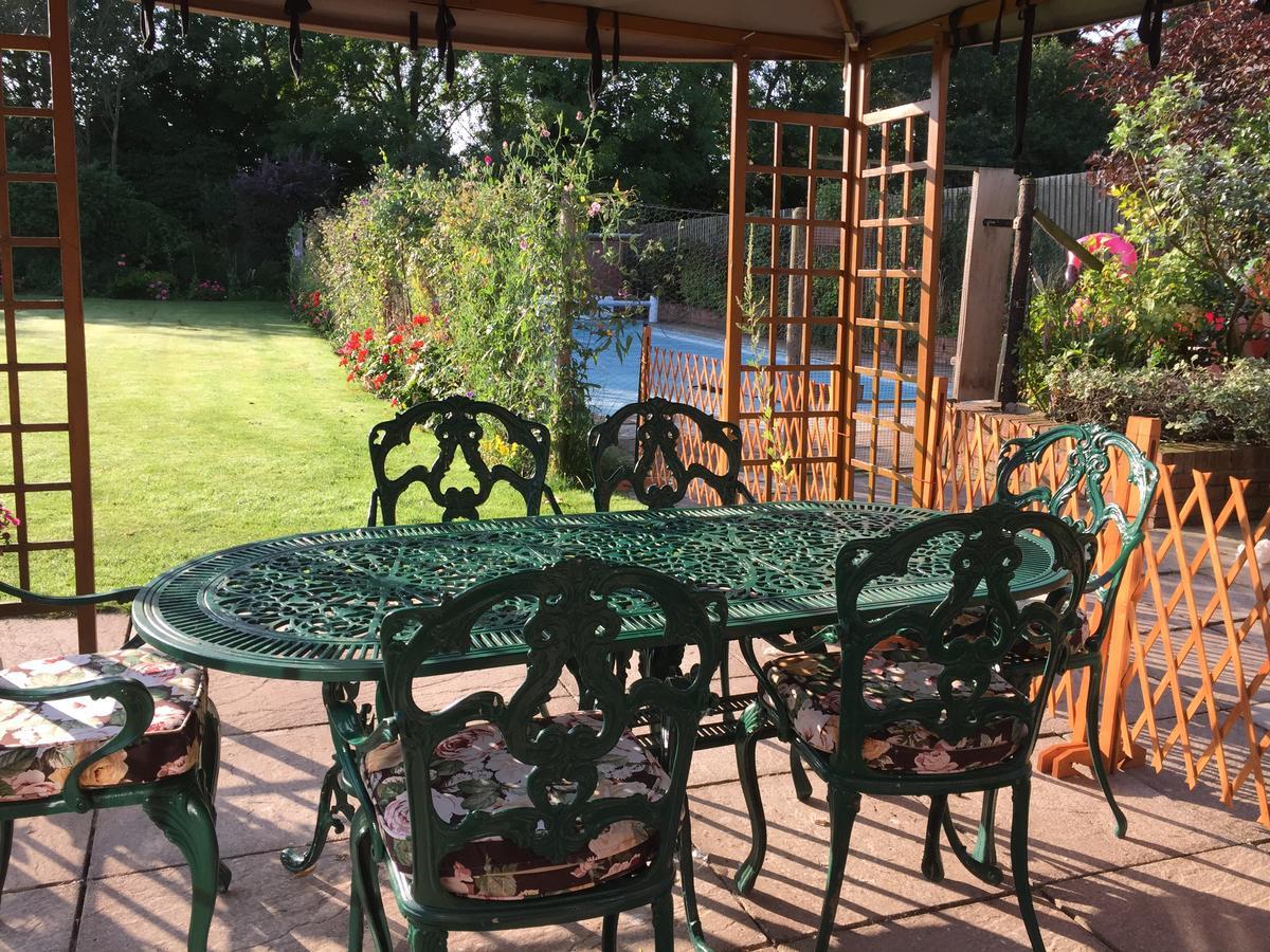 Castle Farmhouse Bed And Breakfast Glenfield Bagian luar foto
